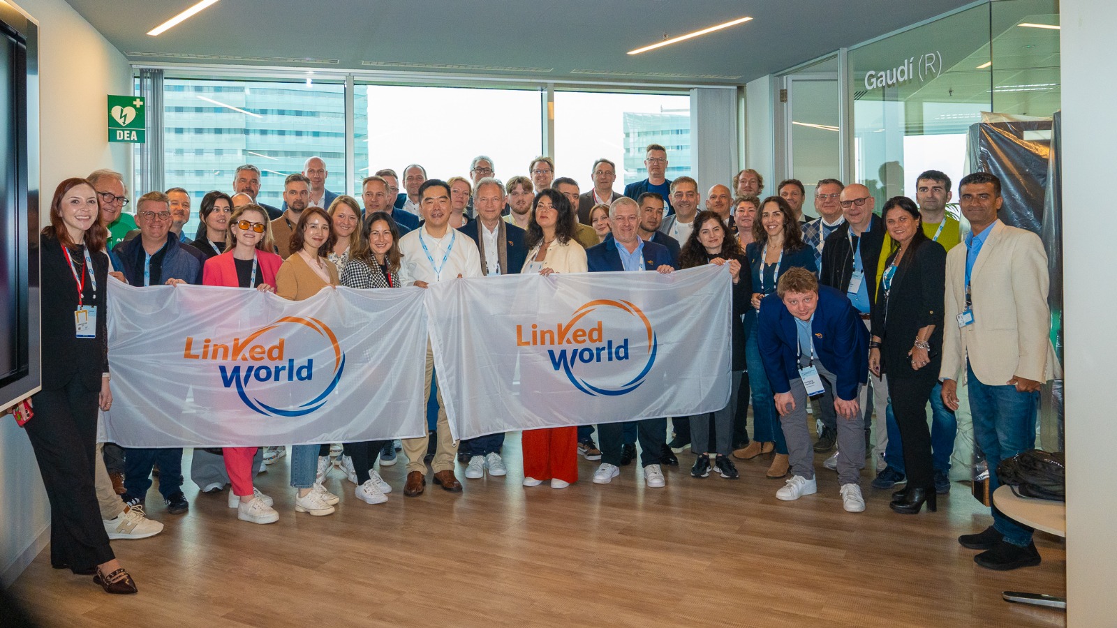 LinkedWorld team banner